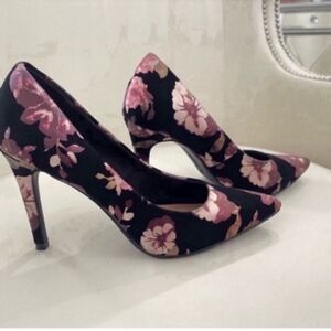 Christian Siriano Floral Black and Pink Women's Heels Size 6 1/2